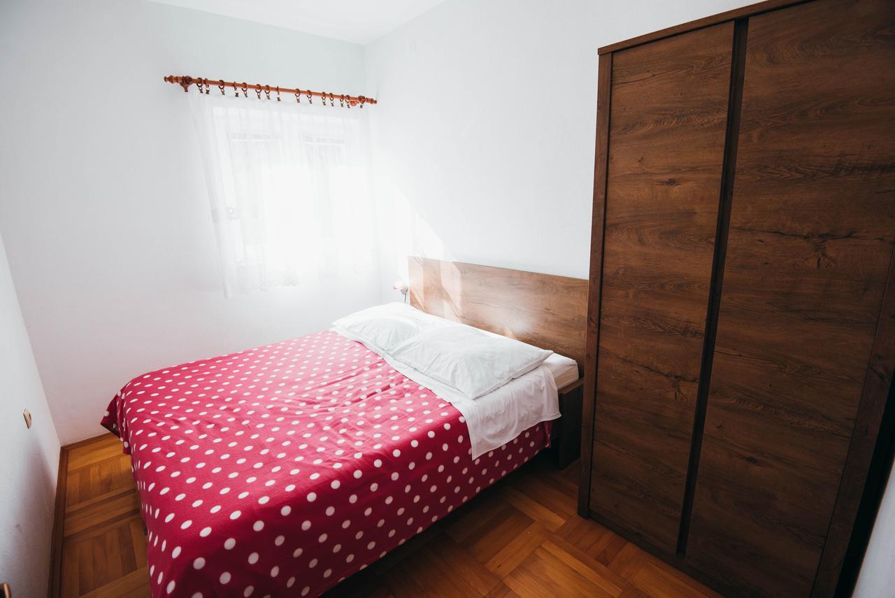 Apartments Visnjic Zaboric Eksteriør bilde