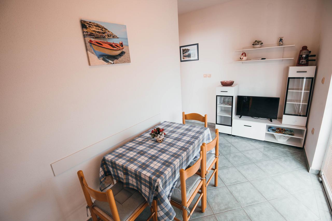 Apartments Visnjic Zaboric Eksteriør bilde