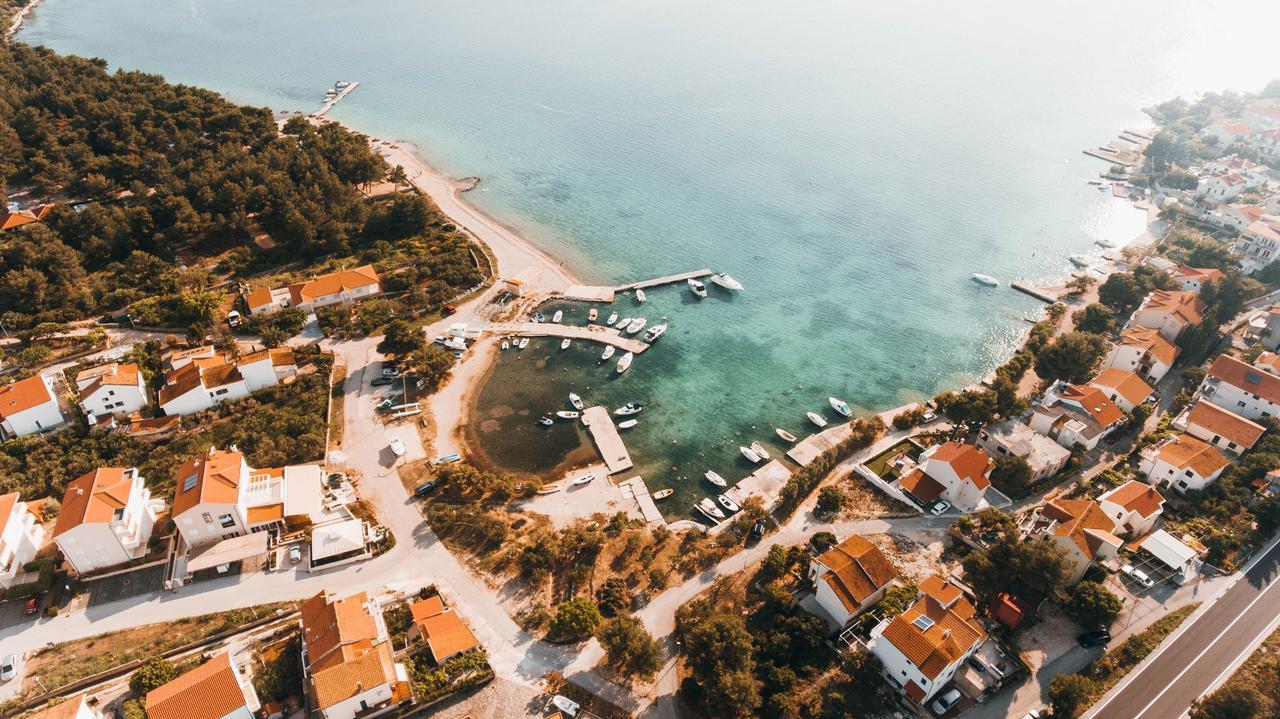 Apartments Visnjic Zaboric Eksteriør bilde