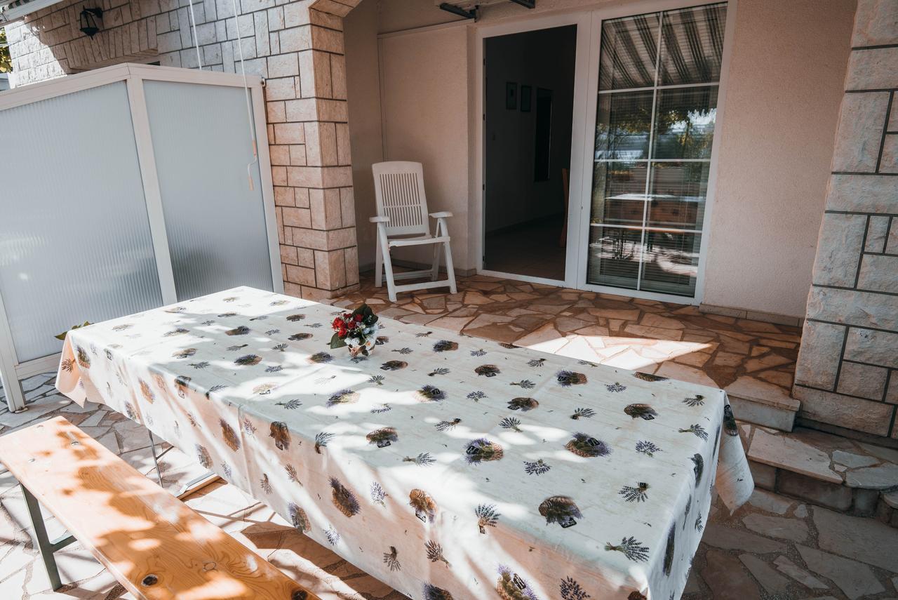 Apartments Visnjic Zaboric Eksteriør bilde